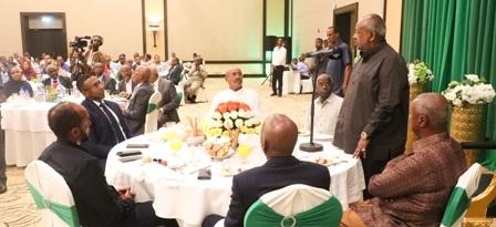 رئيس الجمهورية يشيد بجهود المساهمين في نجاح حملته الانتخابية