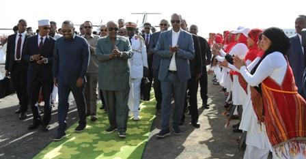 رئيس الجمهورية يشارك في افتتاح مجمع سياحي في جيكجيكا