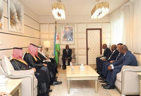 وفد سعودي رفيع يزور البلاد
