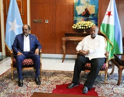 الرئيس جيله يجري مباحثات مع نظيره الصومالي